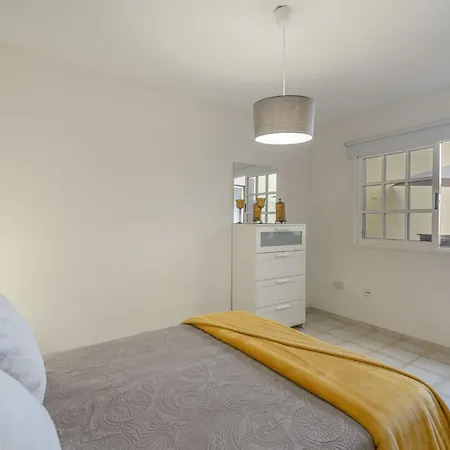 Apartamento Cozy 2-bedroom In Playa De Amricas Costa Adeje (Tenerife)