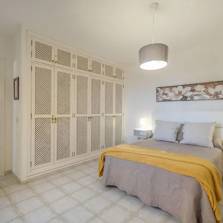 Cozy 2-bedroom In Playa De Amricas Apartamento *